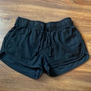 Black shorts, XS